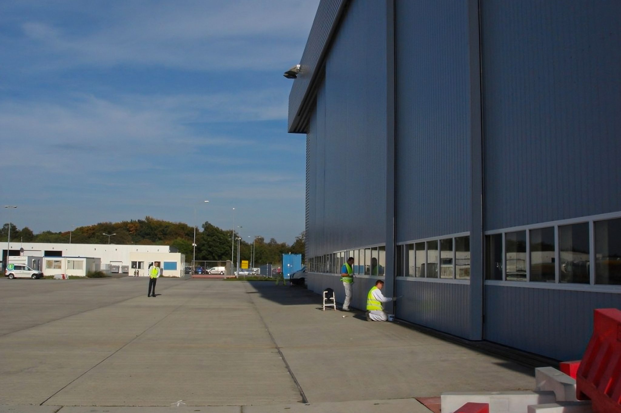 VLIEGTUIGHANGAR EINDHOVEN